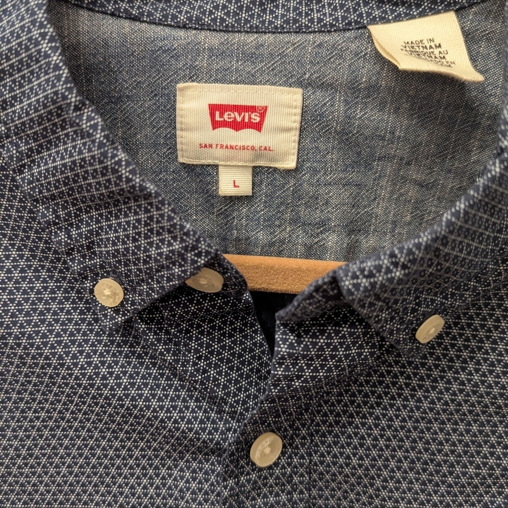Levi's Navy Patterned Casual Button Down Shirt - image 1